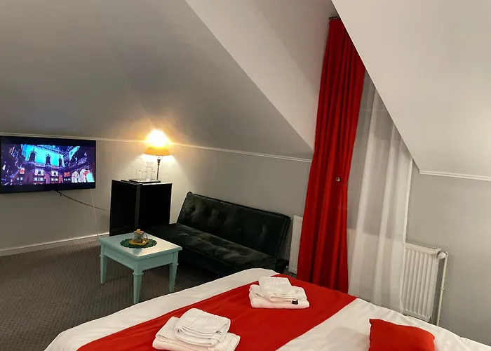 Vila De Argint Aleea Pelesului Nr 2