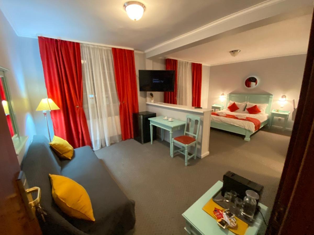 Guest house De Argint Aleea Pelesului Nr 2 3*
